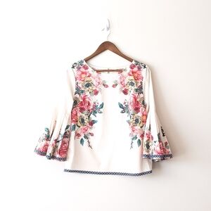 Jealous Tomato BELL Sleeve Floral Blouse